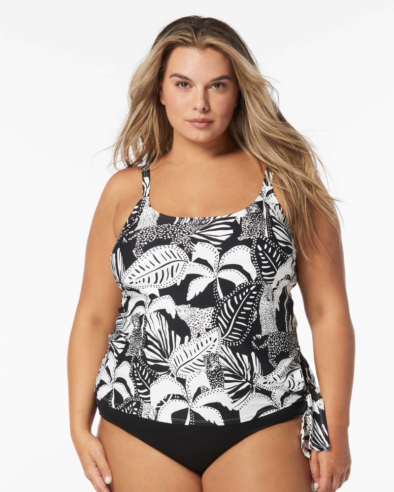 Front of a model wearing a size 34DD STELLA TANKINI in CAST-BLACK by Coco Reef. | dia_product_style_image_id:332953